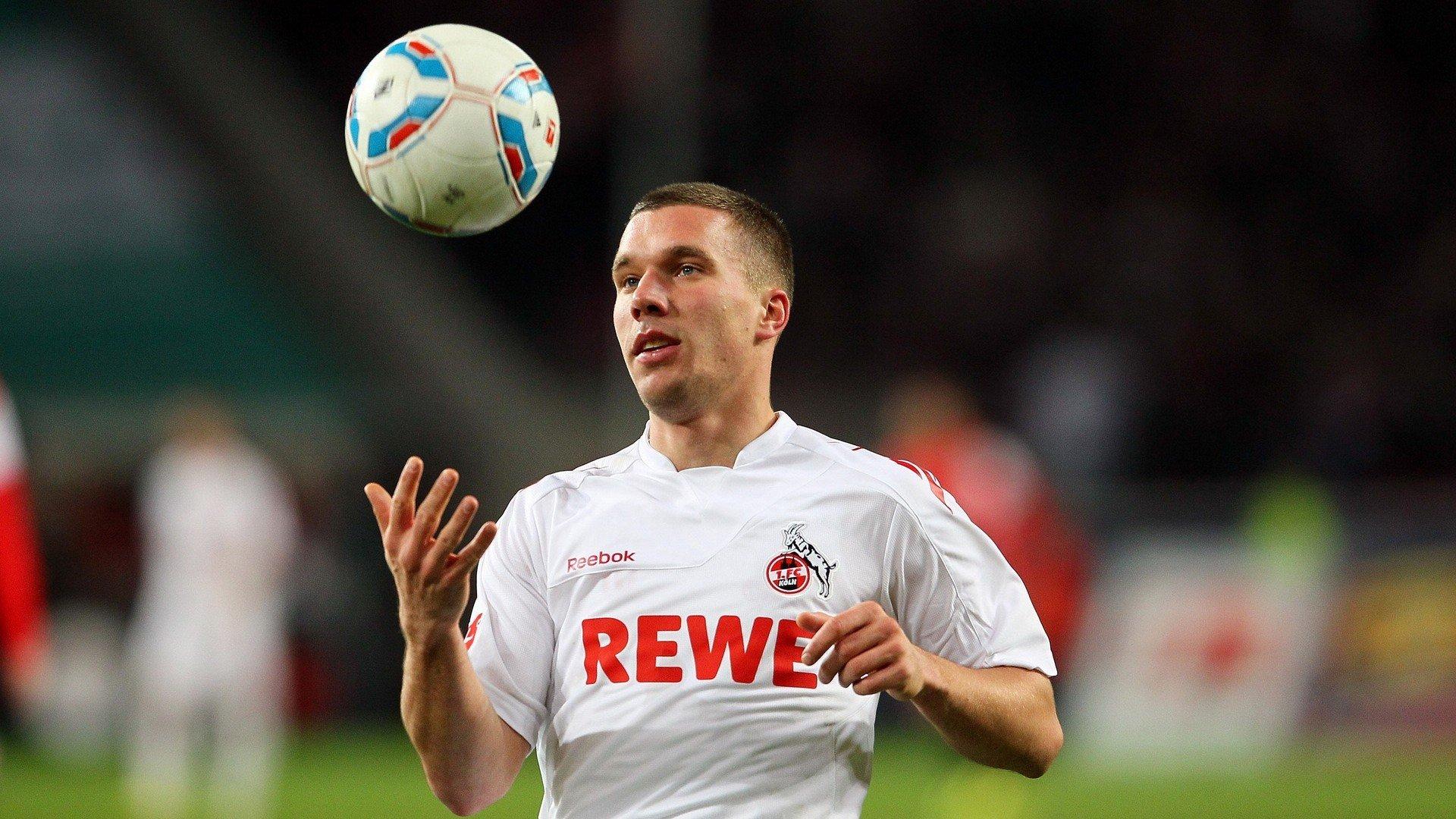 兼职箭头破僵局 正印中锋终亮相 红黑军团务实奏凯延续胜利轨道